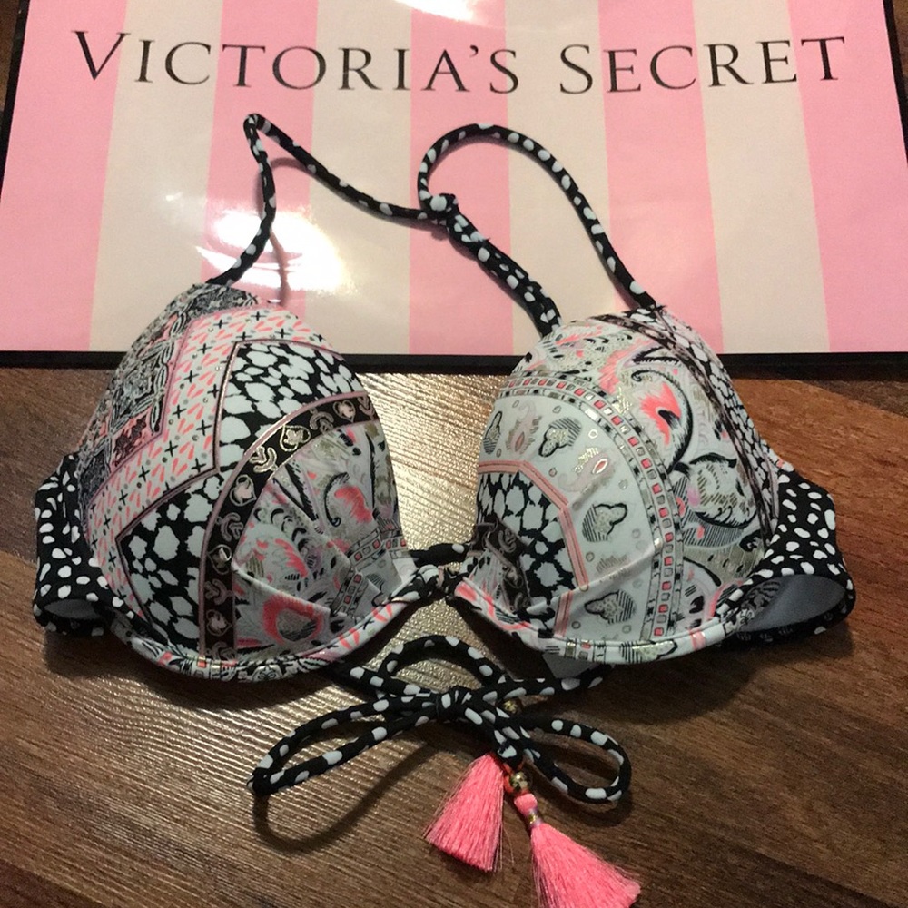 Victoria secret bikini top 34C
